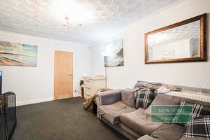 Photo 25- click for photo gallery